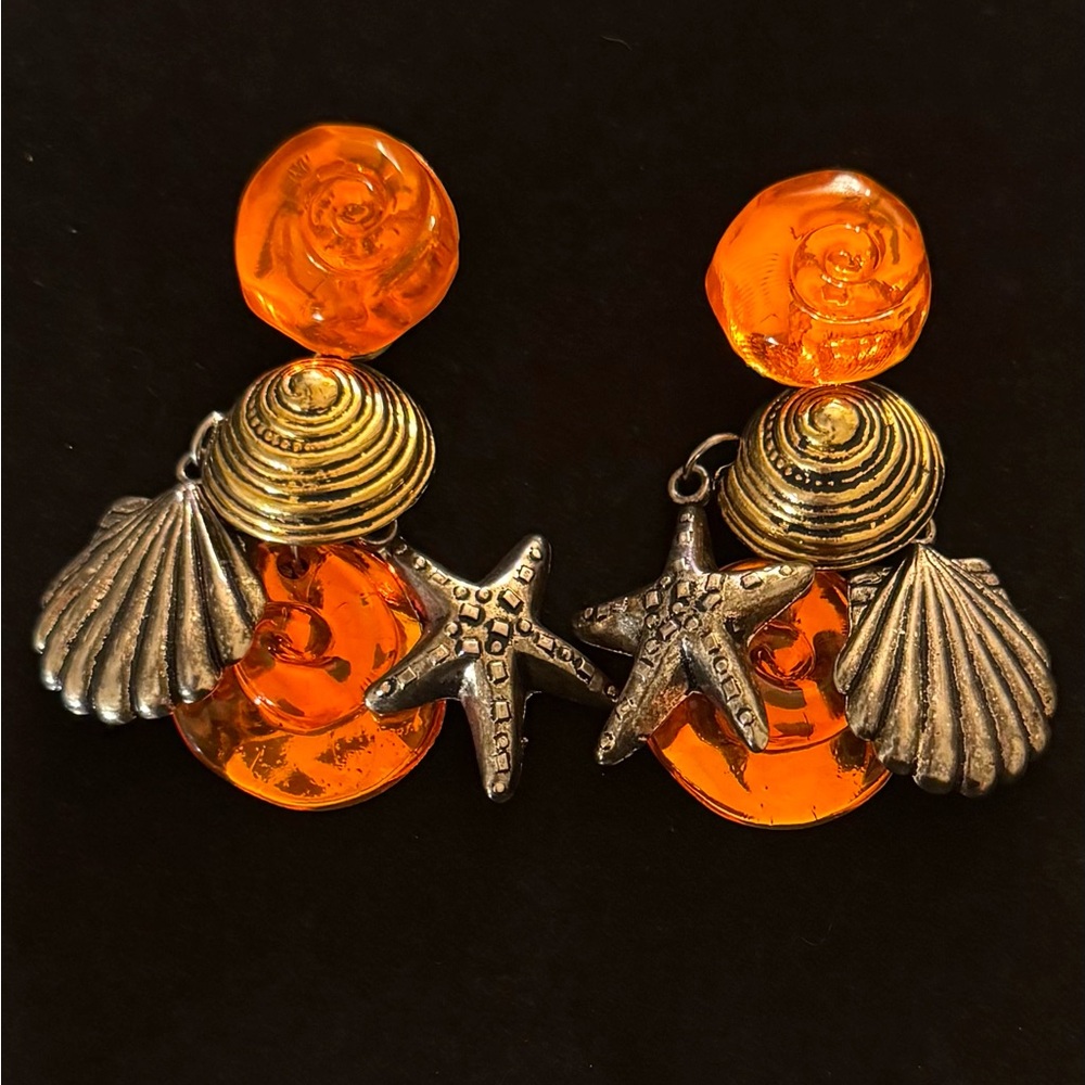VTG Gorgeous Shell Starfish Earrings - Picture 3 of 8